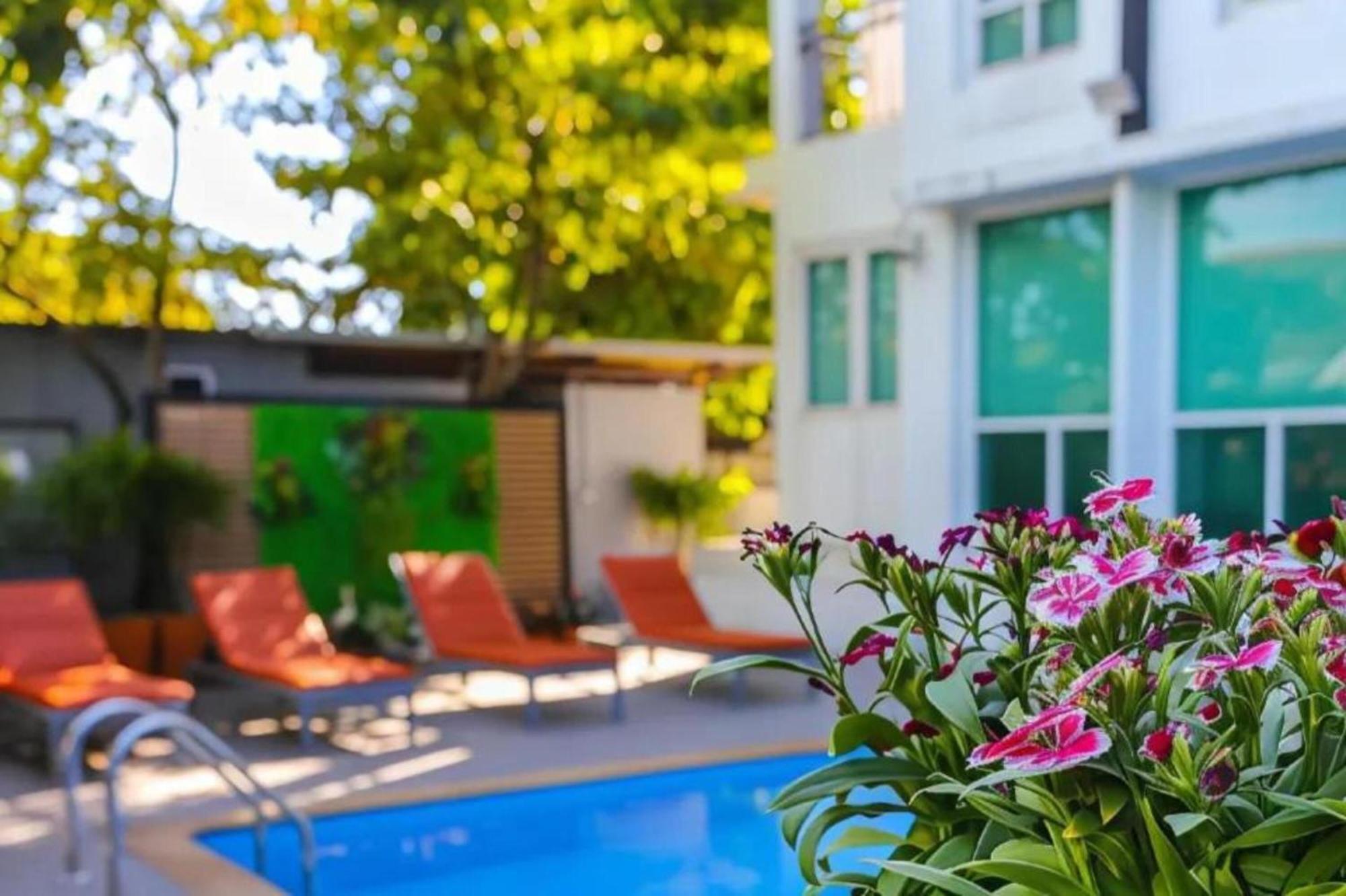 Crystal Suites Suvarnbhumi Airport Bangkok Kültér fotó