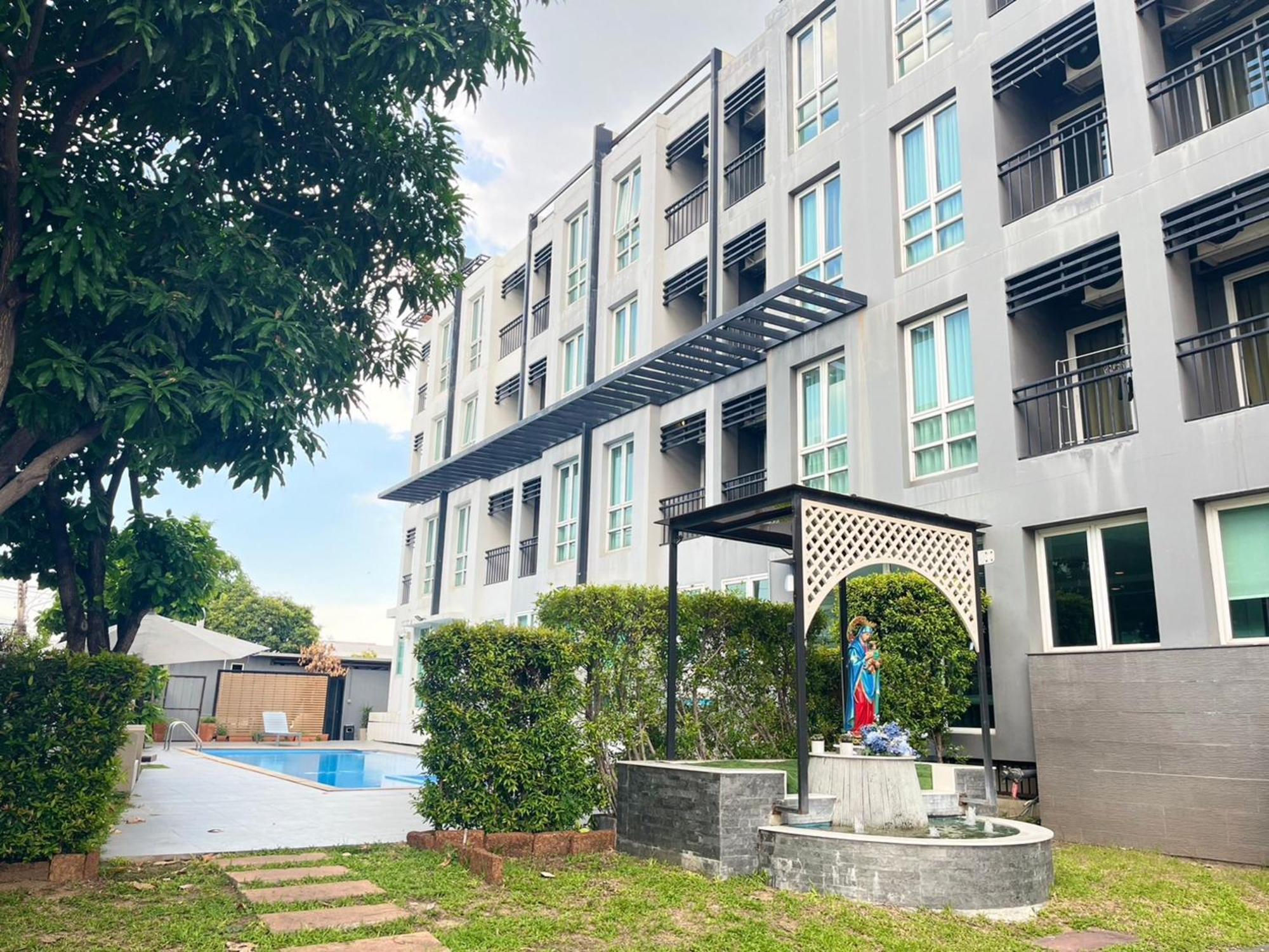 Crystal Suites Suvarnbhumi Airport Bangkok Kültér fotó