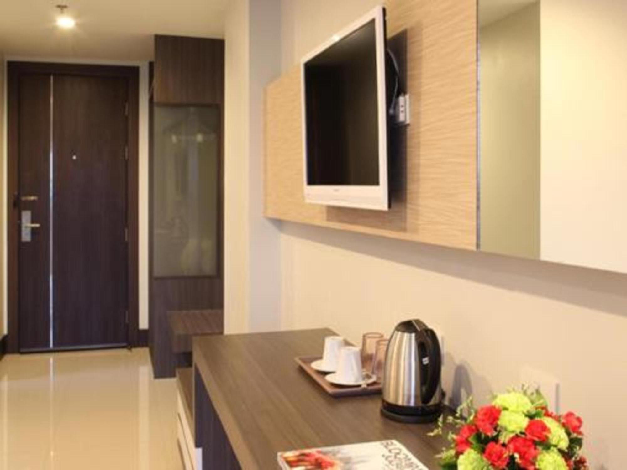 Crystal Suites Suvarnbhumi Airport Bangkok Kültér fotó