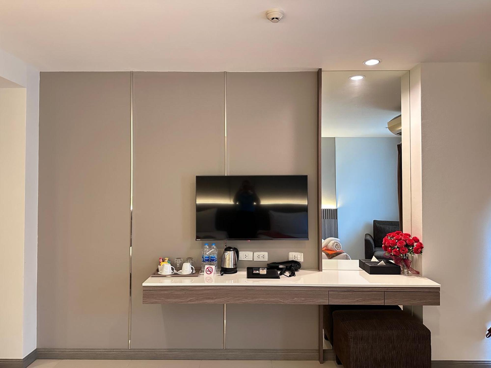 Crystal Suites Suvarnbhumi Airport Bangkok Kültér fotó